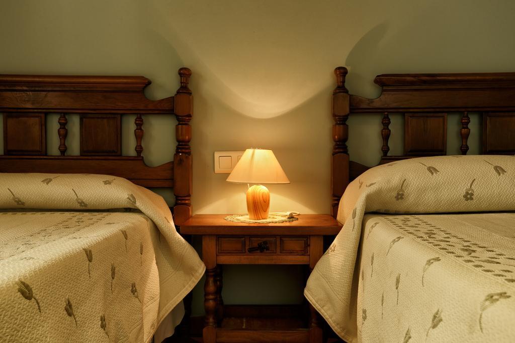 Apartaments Populetus Poboleda ภายนอก รูปภาพ